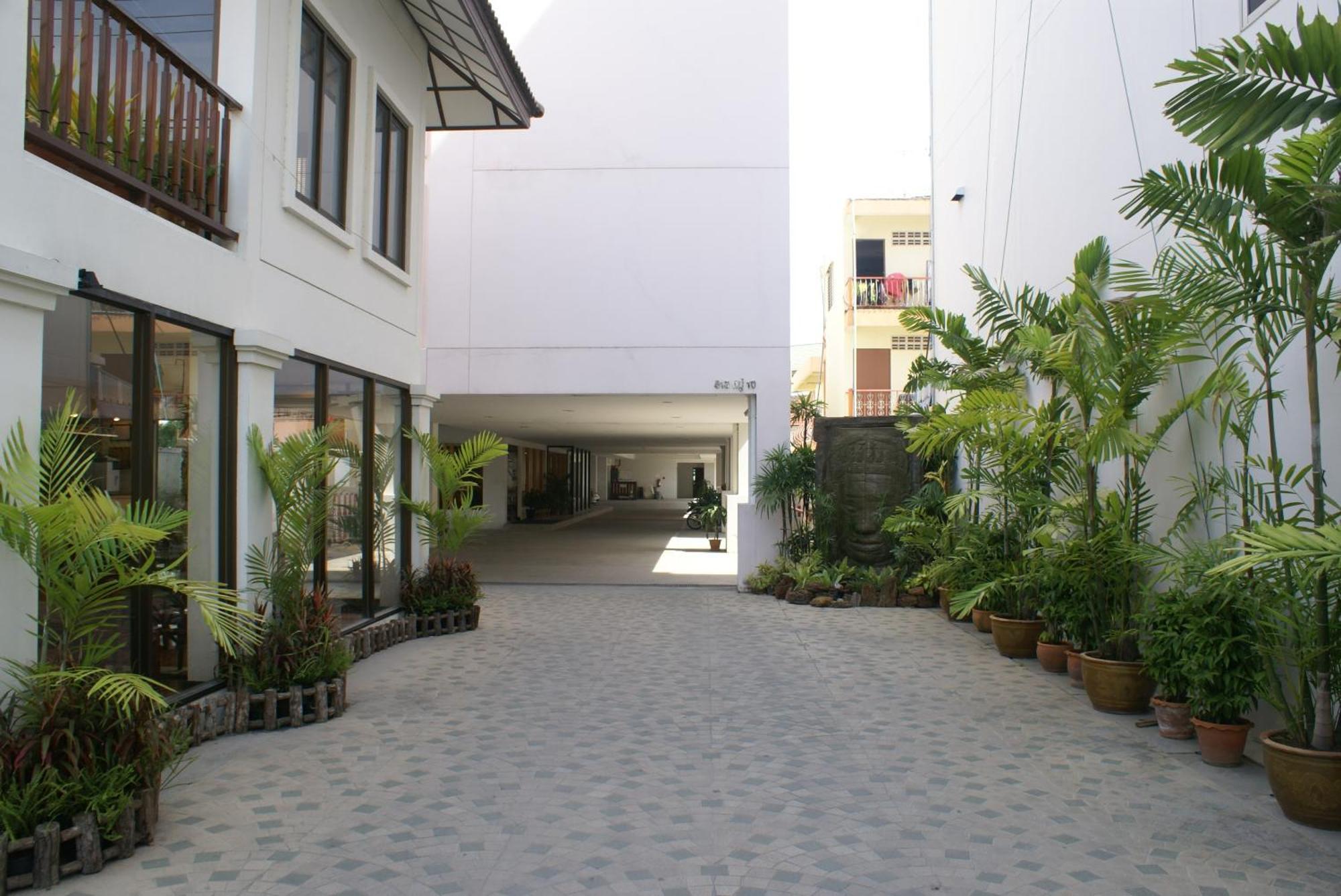 Diamond City Place Hotel Pattaya Ngoại thất bức ảnh