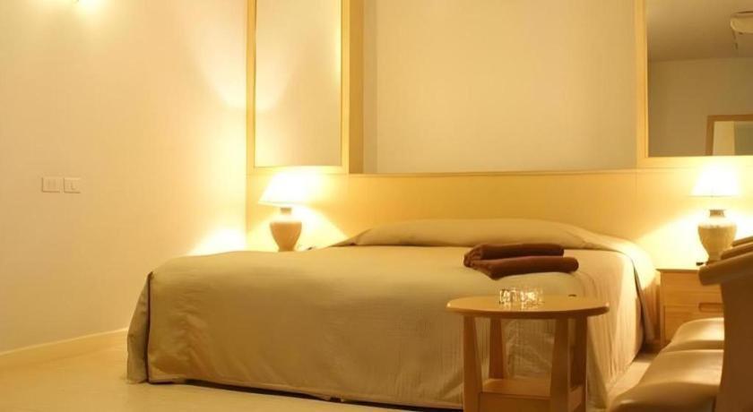 Diamond City Place Hotel Pattaya Ngoại thất bức ảnh