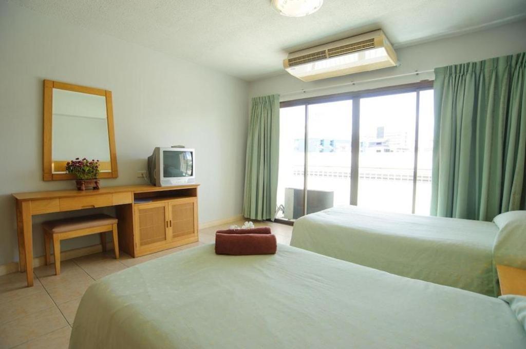 Diamond City Place Hotel Pattaya Ngoại thất bức ảnh
