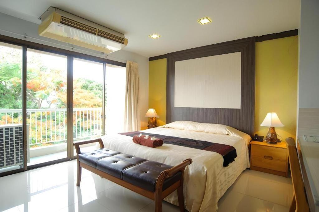 Diamond City Place Hotel Pattaya Ngoại thất bức ảnh