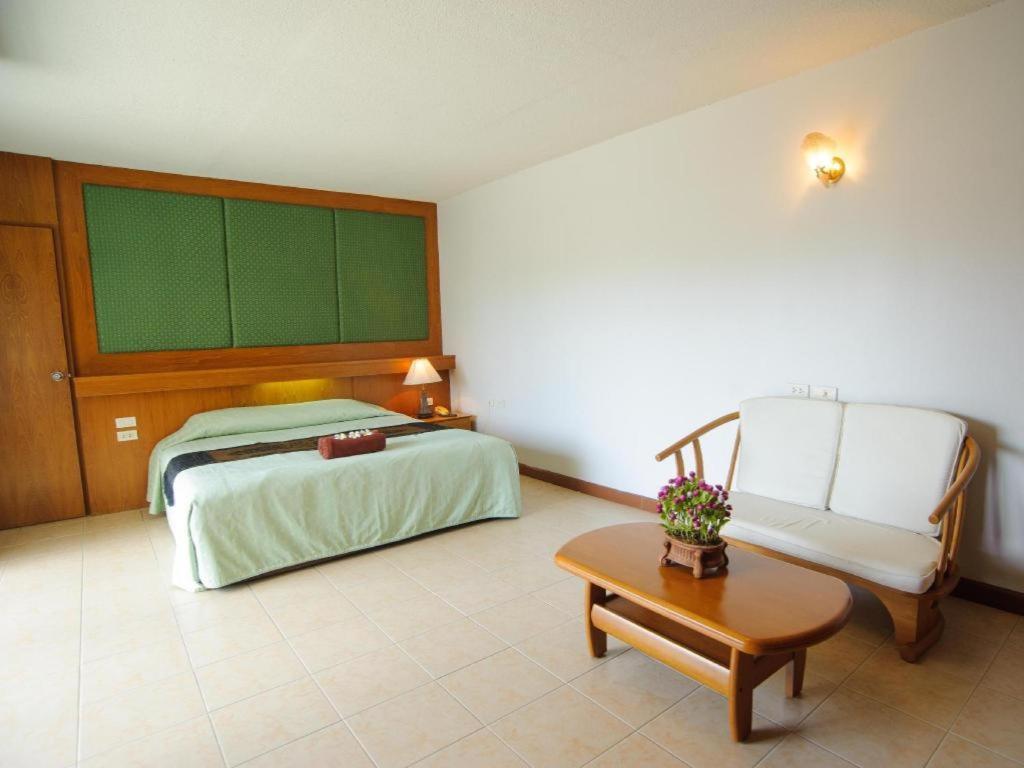 Diamond City Place Hotel Pattaya Ngoại thất bức ảnh