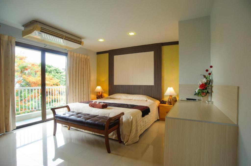 Diamond City Place Hotel Pattaya Ngoại thất bức ảnh