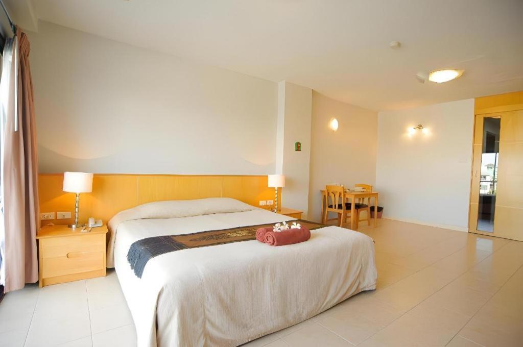 Diamond City Place Hotel Pattaya Ngoại thất bức ảnh