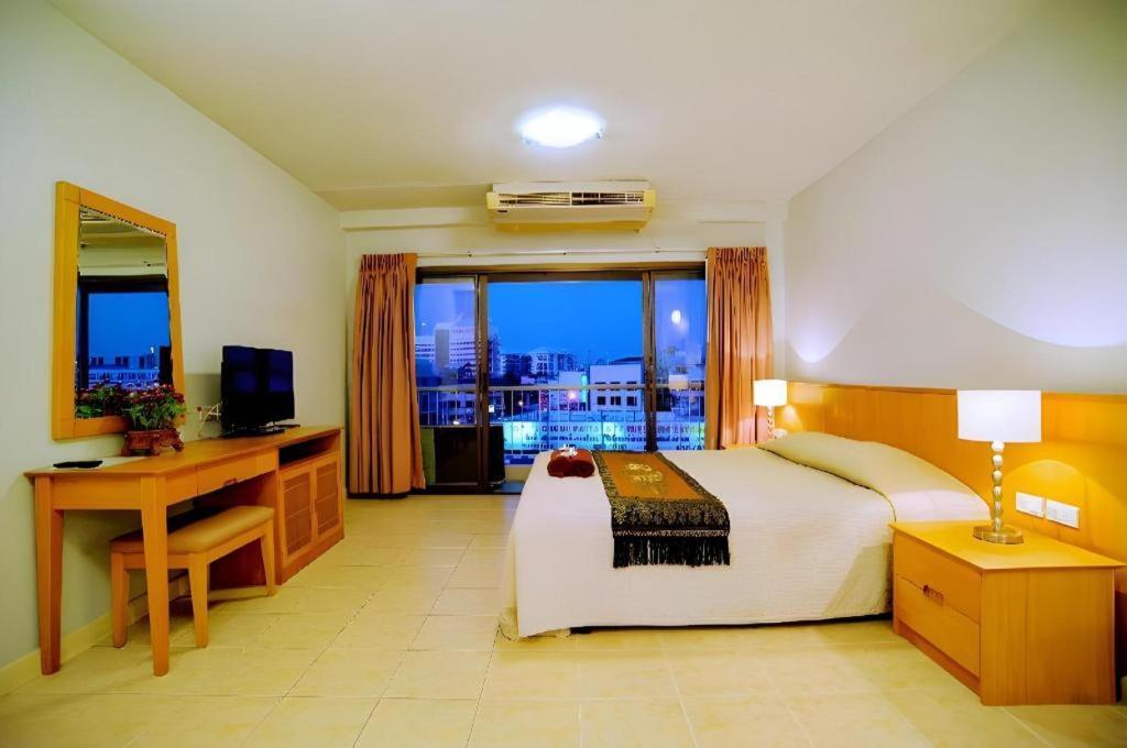 Diamond City Place Hotel Pattaya Ngoại thất bức ảnh