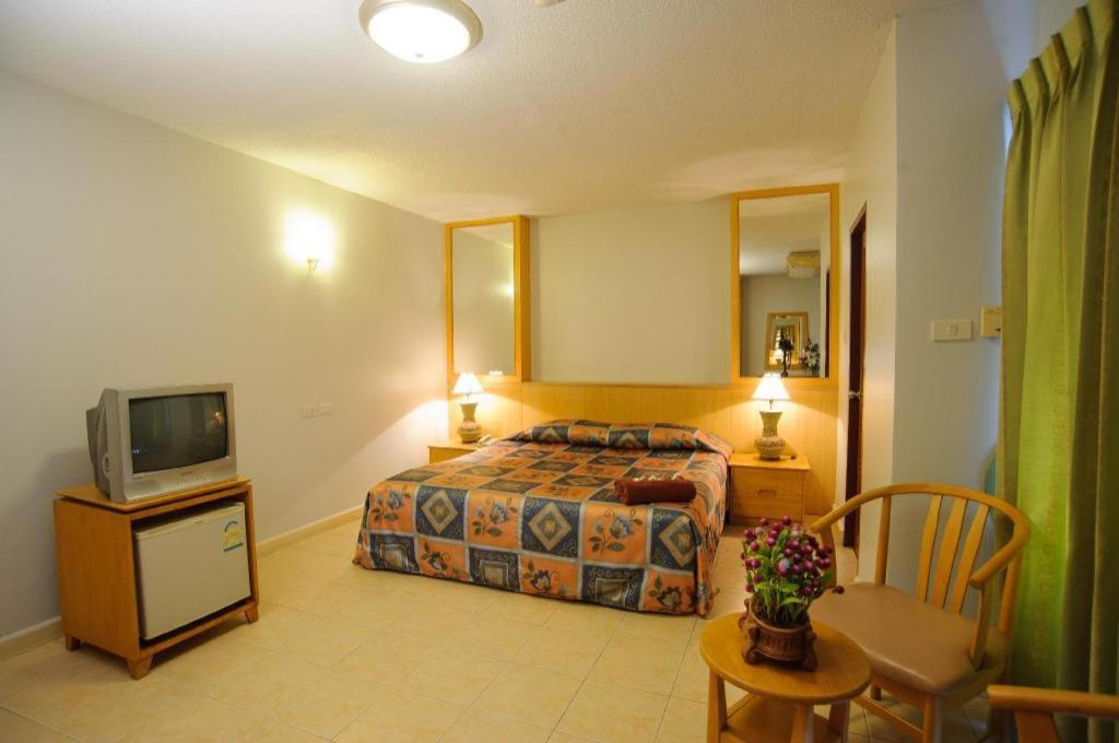 Diamond City Place Hotel Pattaya Ngoại thất bức ảnh